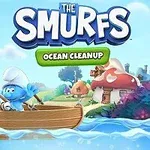 Smerf siedzący w łódce na wodzie z wędką, w tle widać wioskę z domkami w kształcie grzybów