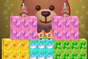 Kolorowe klocki z motywami zabawek i uśmiechniętych clownów na tle dużego misia z mniejszymi misiami na górze