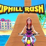 Kobieta na motocyklu na rampie z widokiem na miasto i plażę w tle, z dużym napisem Uphill Rush 12