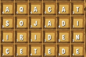 Kwadratowa plansza z literami i małymi cyframi w rogach na drewnianych kafelkach