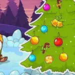 Postać w zimowym ubraniu na sankach obok udekorowanej choinki z bombkami i prezentami na tle ośnieżonych drzew