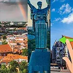 Cztery fragmenty zdjęć przedstawiające panoramę miasta z tęczą, pomnik lub rzeźbę, budynek z niebem w tle oraz posąg, a także rysunek ręki z zieloną strzałką